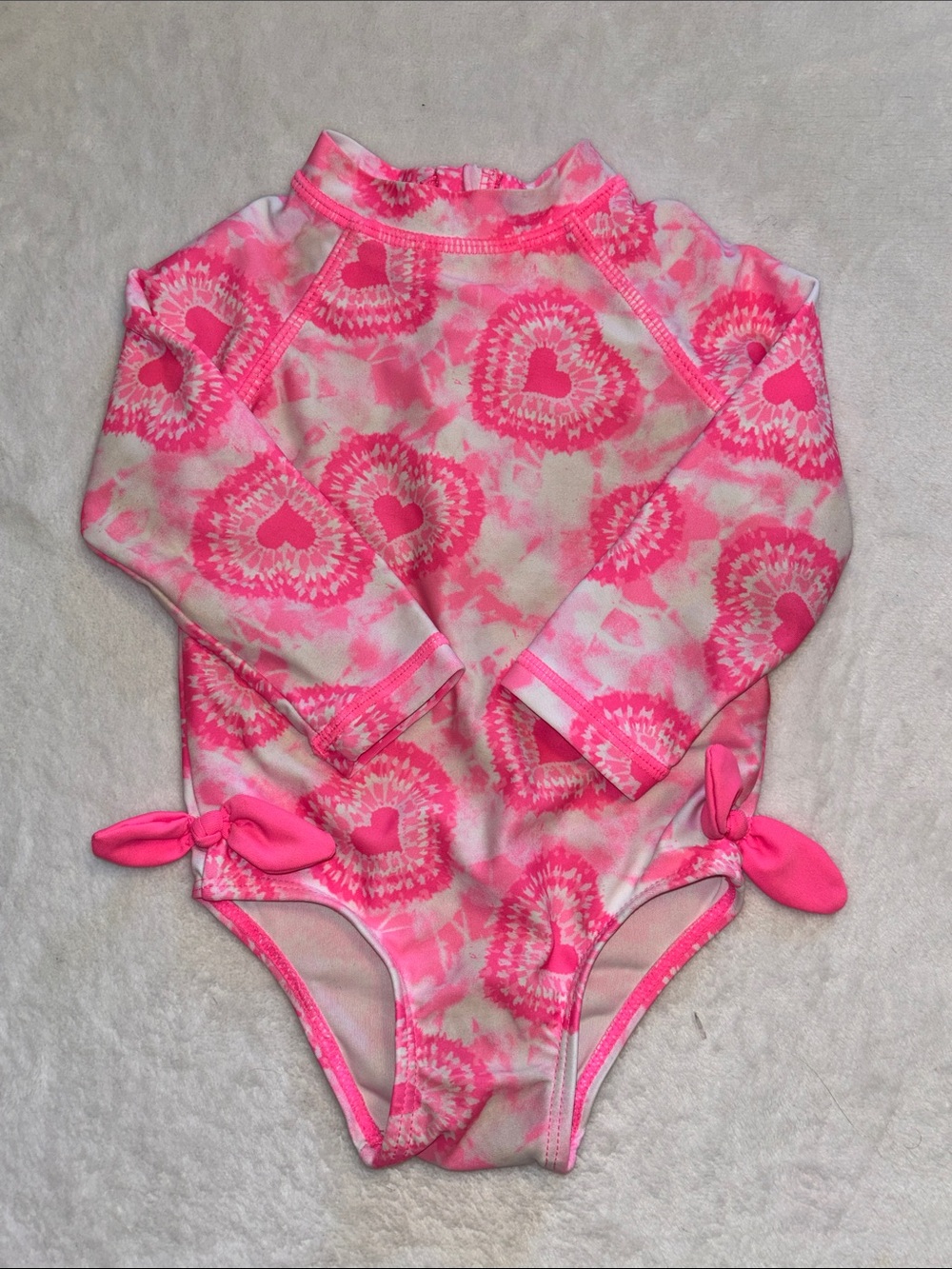 Joe fresh Kids Pink Long-Sleeve Heart Tie-Side Rash Guard Swimsuit 3/6 months